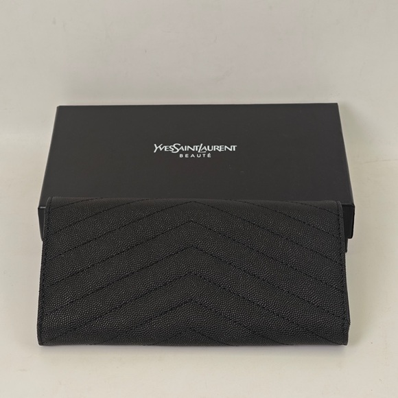 Yves Saint Laurent Quilted Black Wallet with Gold Emblem - Picture 3 of 7